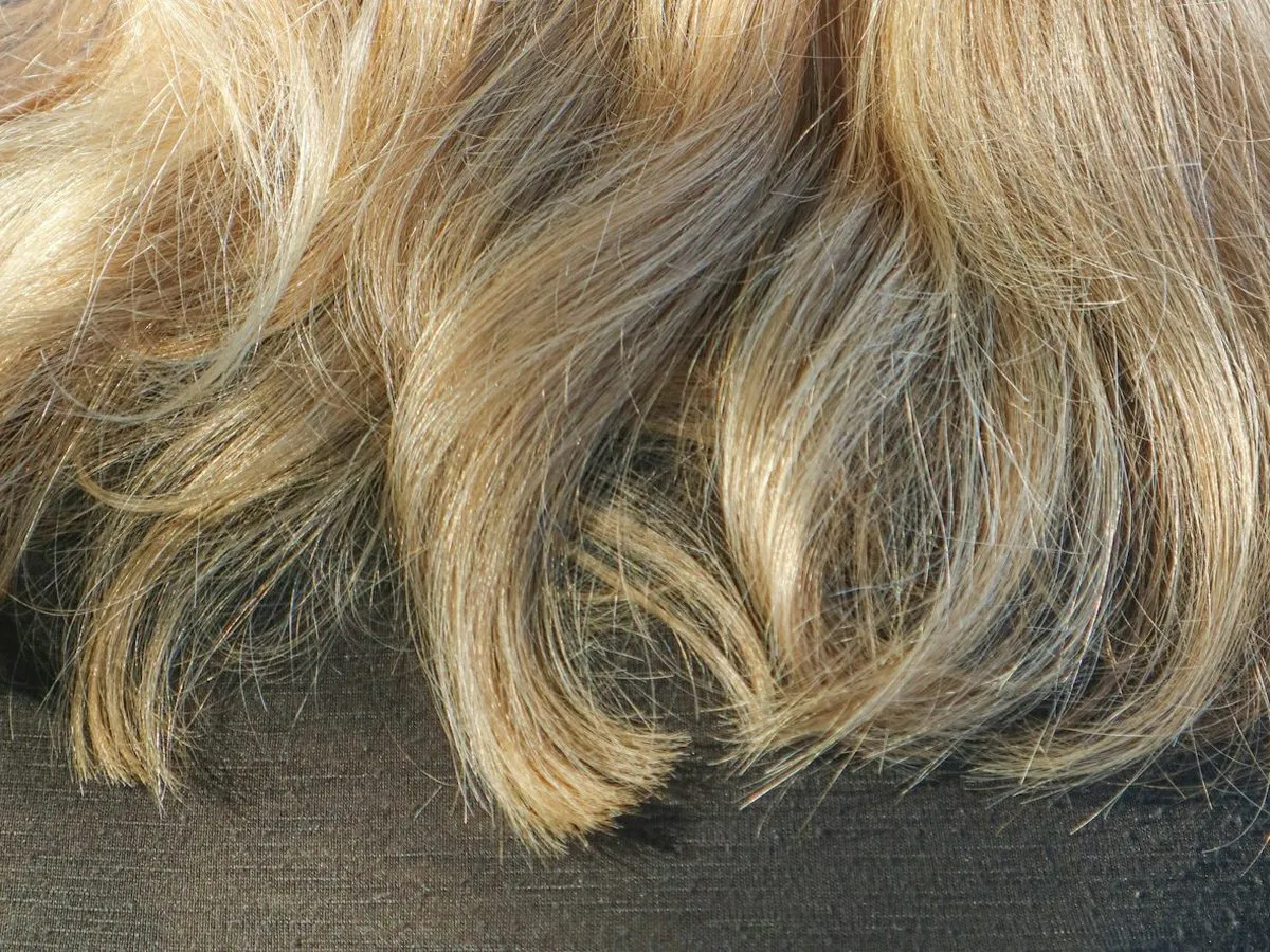 Matizar rubios sin apagar el balayage — guía de cuidado capilar de Bruma Salón, Chorrillos